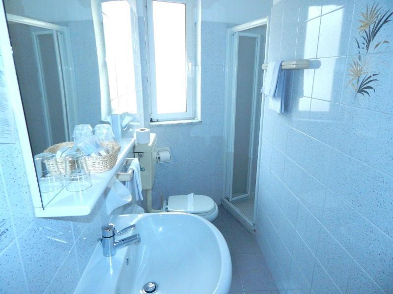 Hotel Torre Antica Loano Eksteriør bilde