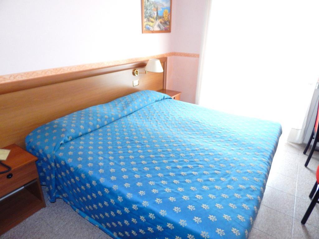 Hotel Torre Antica Loano Rom bilde